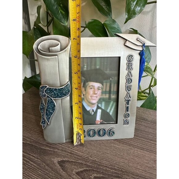2006 graduation metal picture frame - Picture 5 of 8